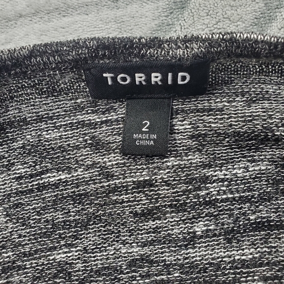 Torrid marled knit draped waterfall cardigan Size 2 - Picture 3 of 6